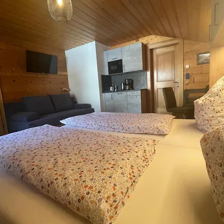 Moabauer Farm stay *